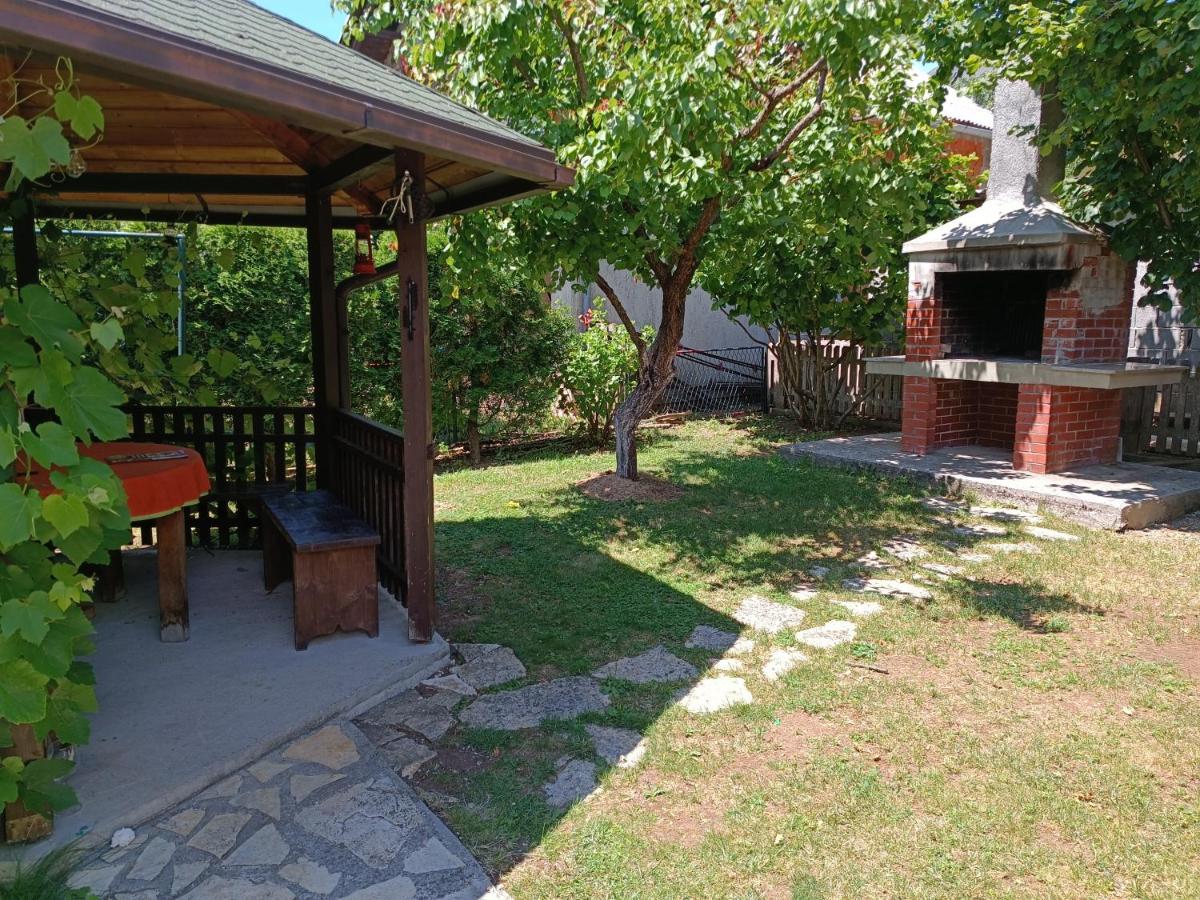 Apartment Lynx Korenica Ngoại thất bức ảnh