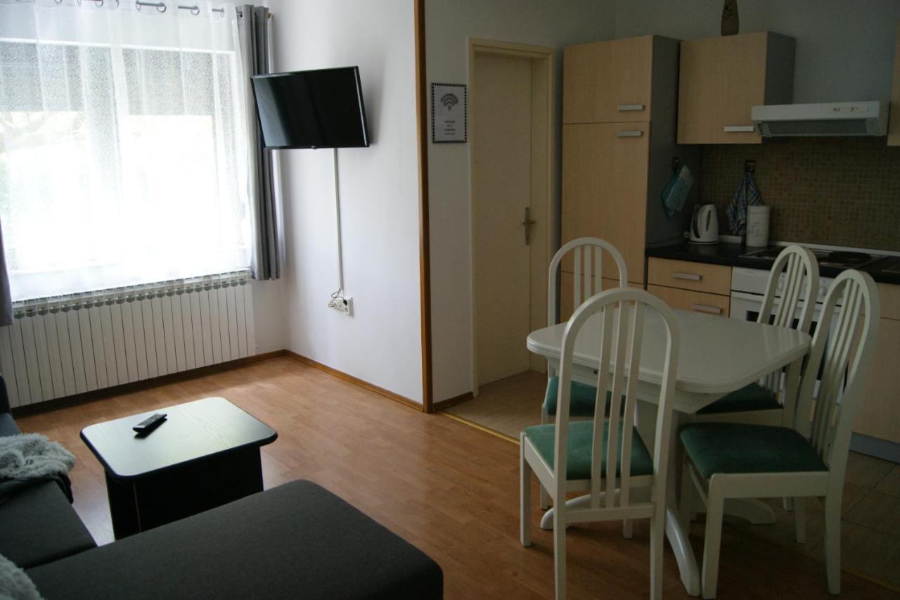 Apartment Lynx Korenica Ngoại thất bức ảnh